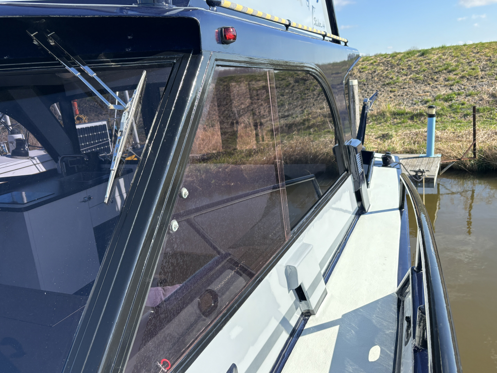 Striker 44 — foto 5 van 28