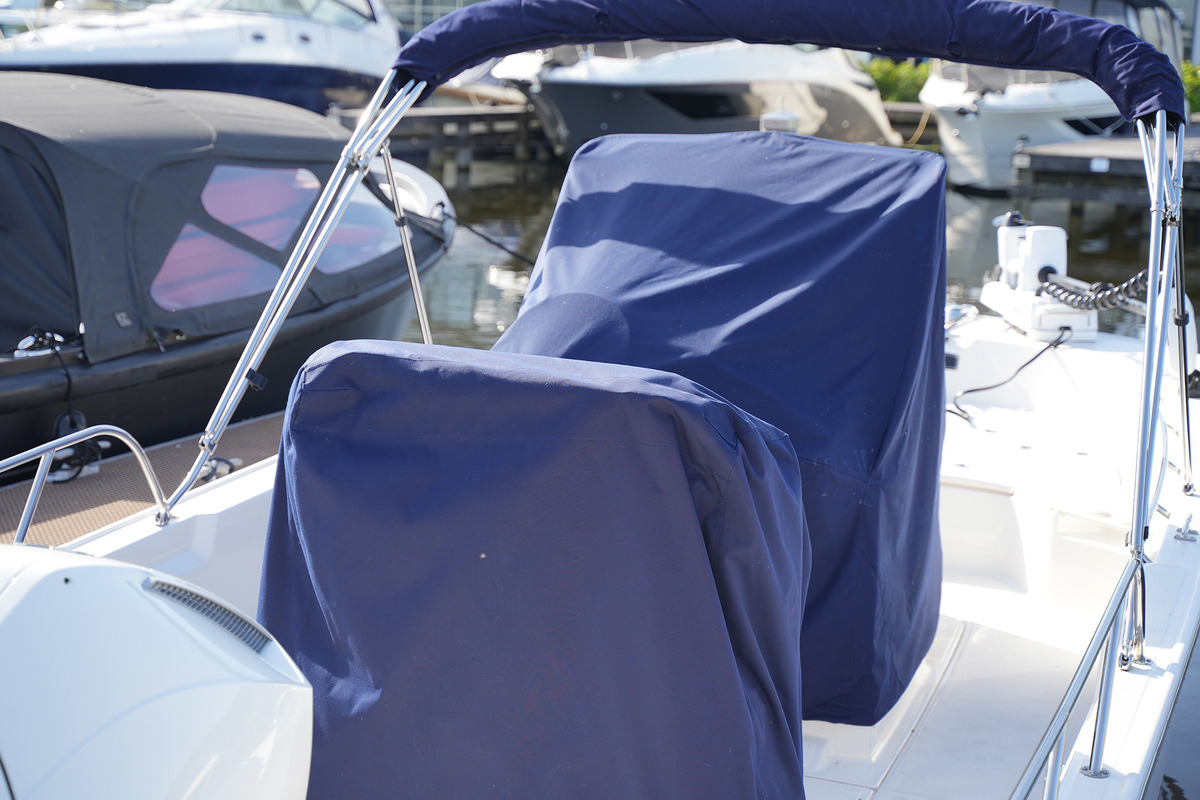 Boston Whaler 210 Montauk — foto 45 van 50