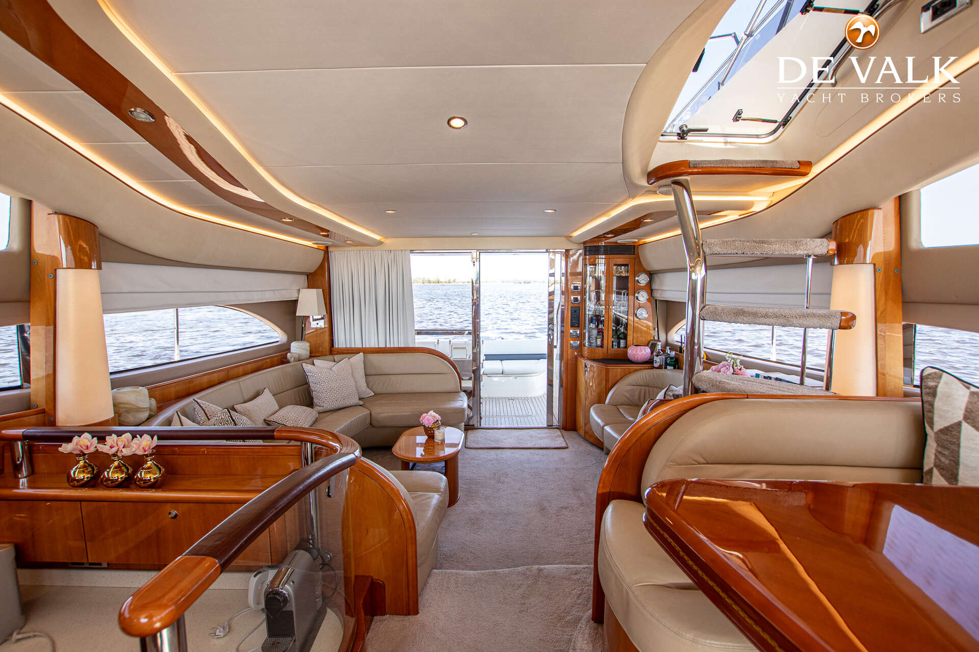 Princess 61 Flybridge — foto 23 van 44