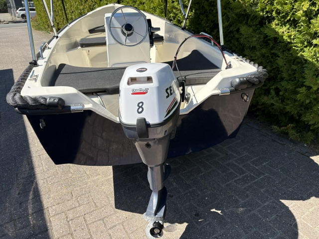 Silver Yacht 405 met Selva 8 PK 4 Takt — foto 4 van 12