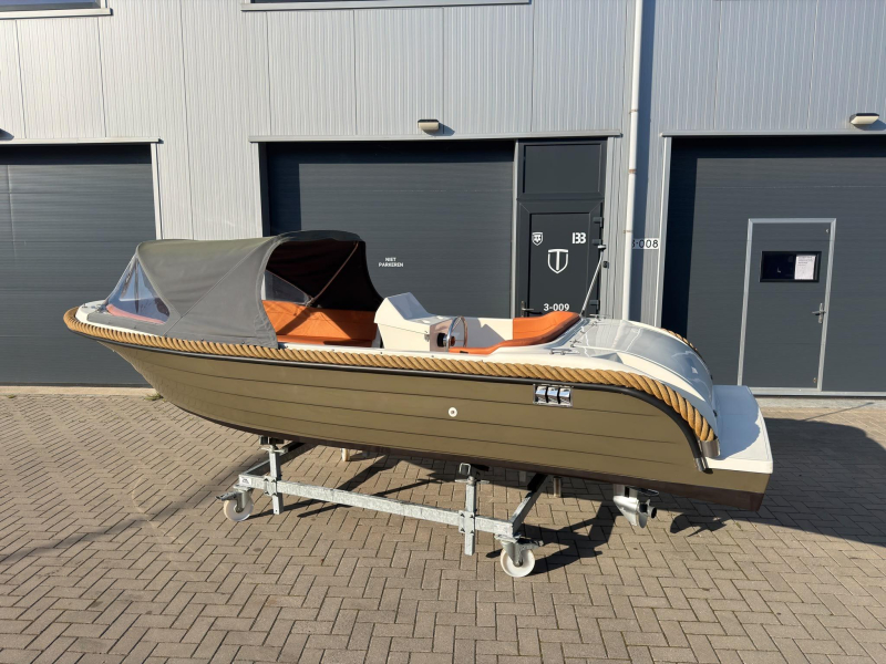 Liberty 555 Tender — foto 6 van 12