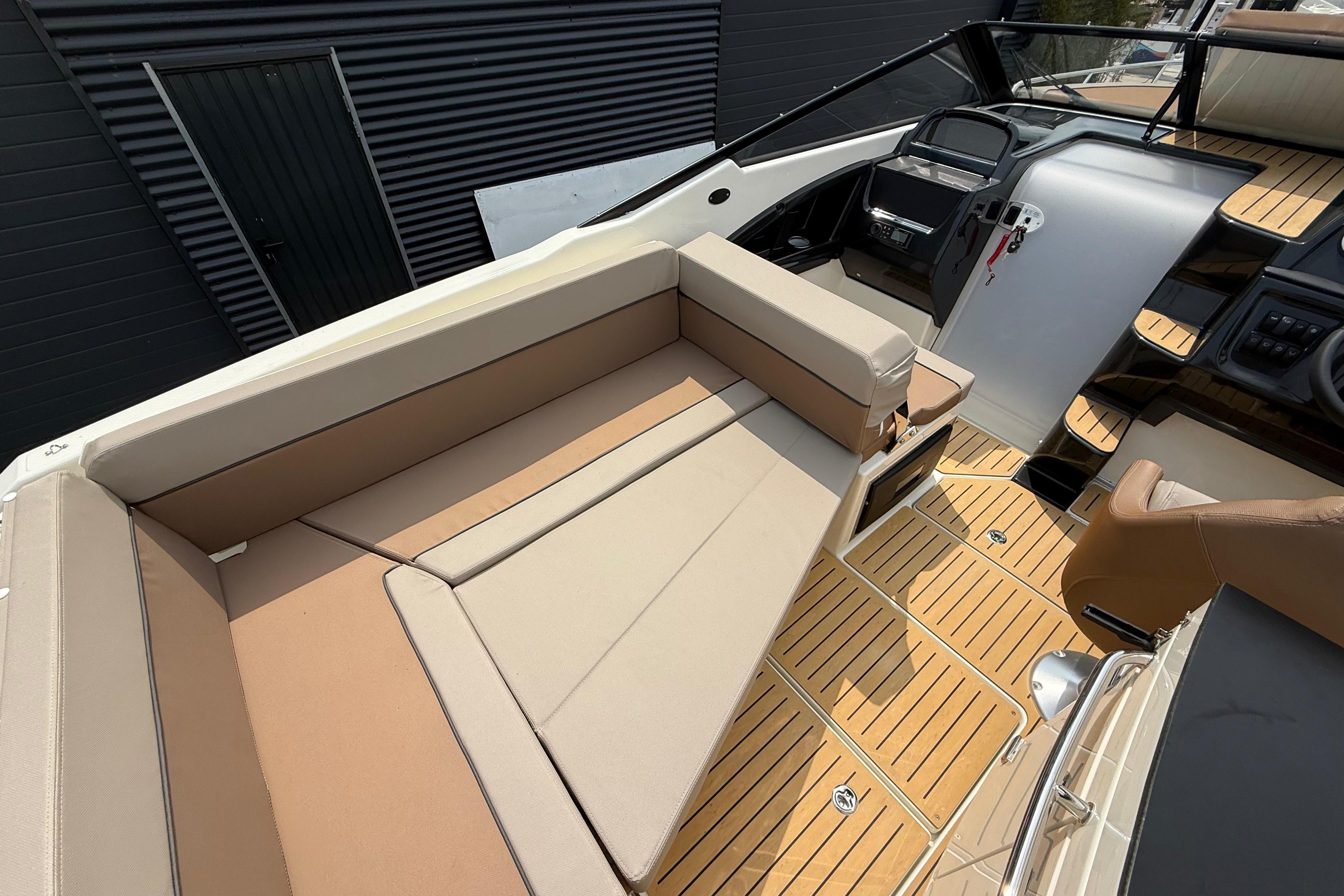 Quicksilver Activ 755 Cruiser — foto 9 van 27