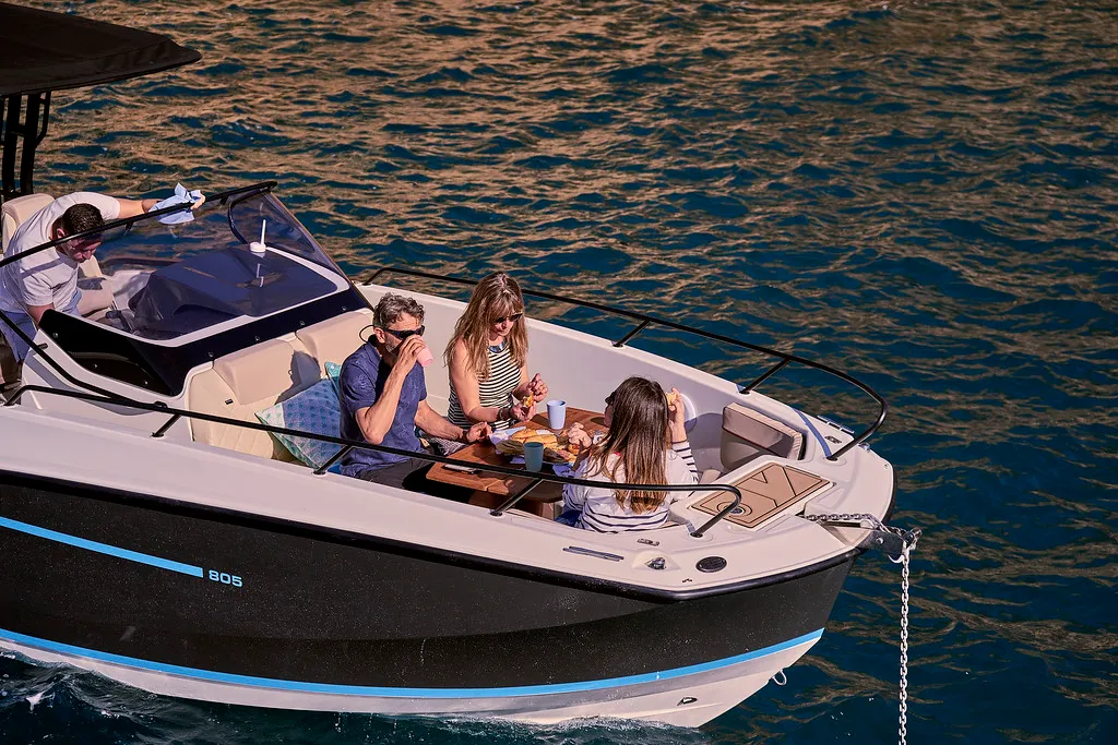 Quicksilver 805 Open — foto 9 van 13
