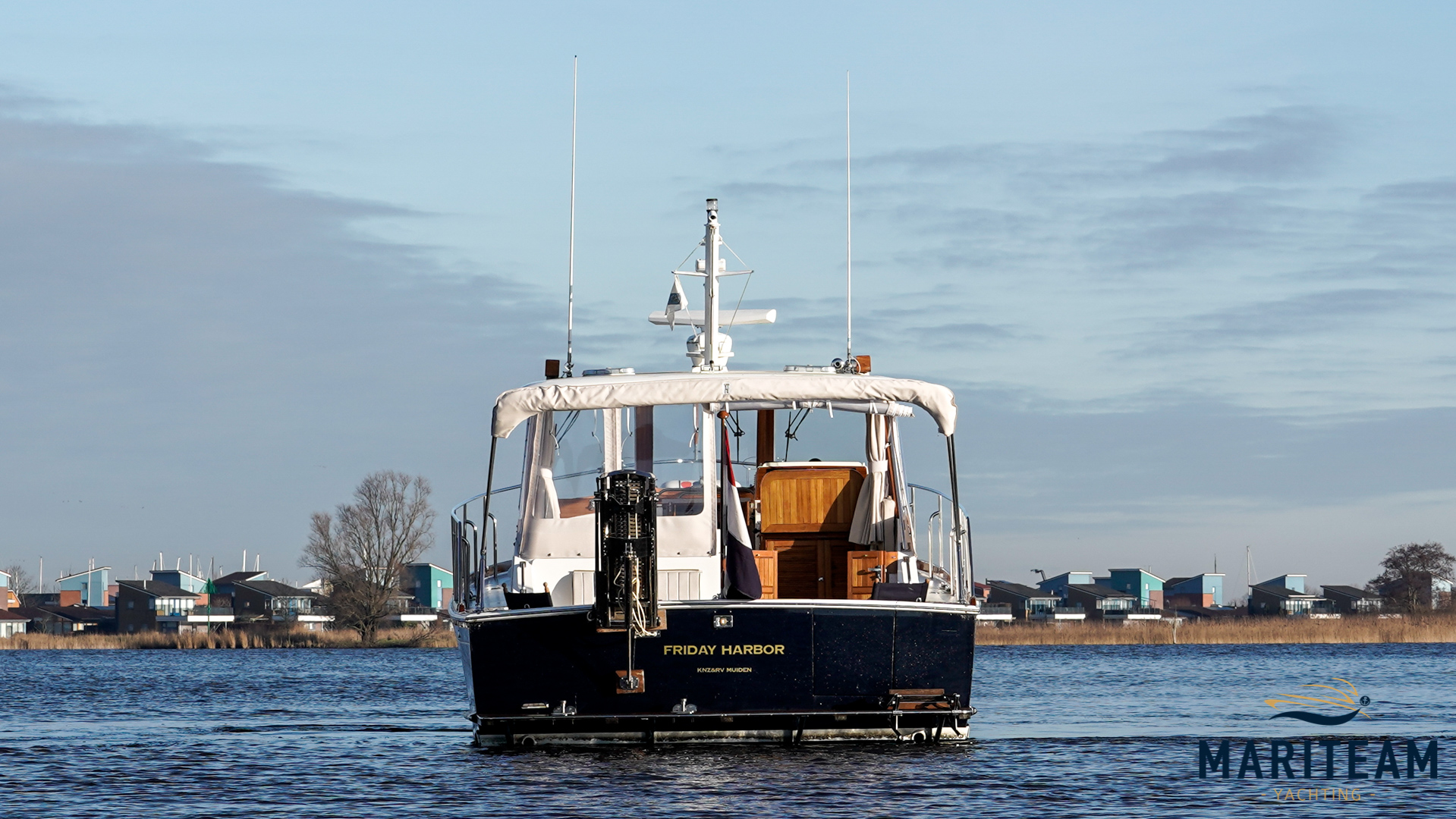 hoofdmotor(en): Grand Banks Eastbay 38 HX 'Friday Harbor' — foto 5 van 8