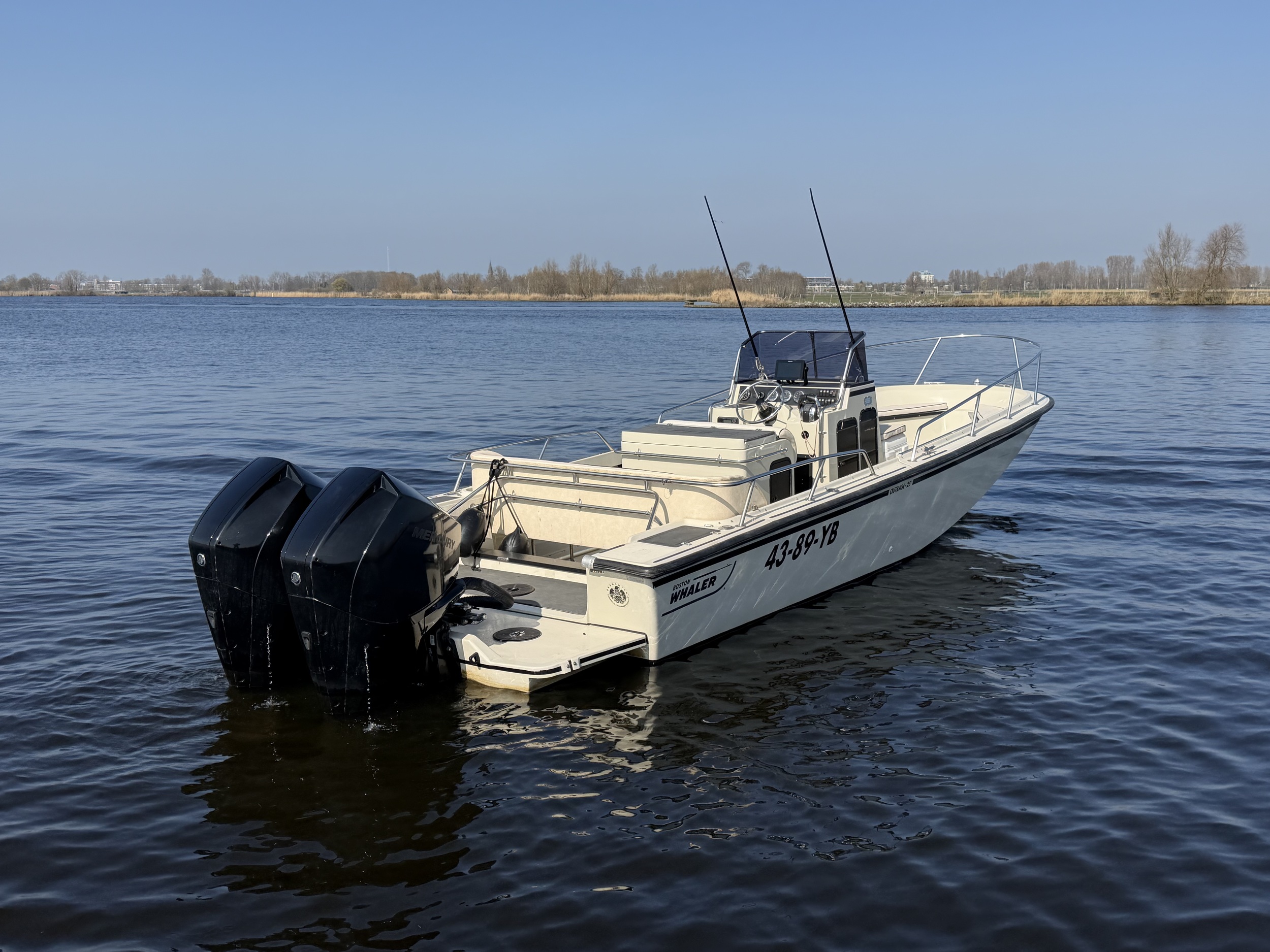 Boston Whaler 25 Outrage — foto 8 van 37