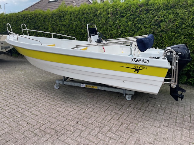 VAARKLAAR!! Star 450 met Tohatsu 9.8 PK  En Dekzeil