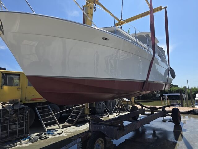 Chris Craft Commander 31 - Natante - BluYachting — foto 2 van 12