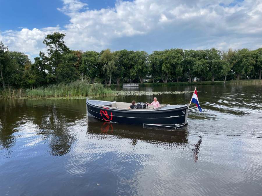 VanVossen 700 cabine sloep vaarklaar Suzuki 100pk — foto 8 van 23