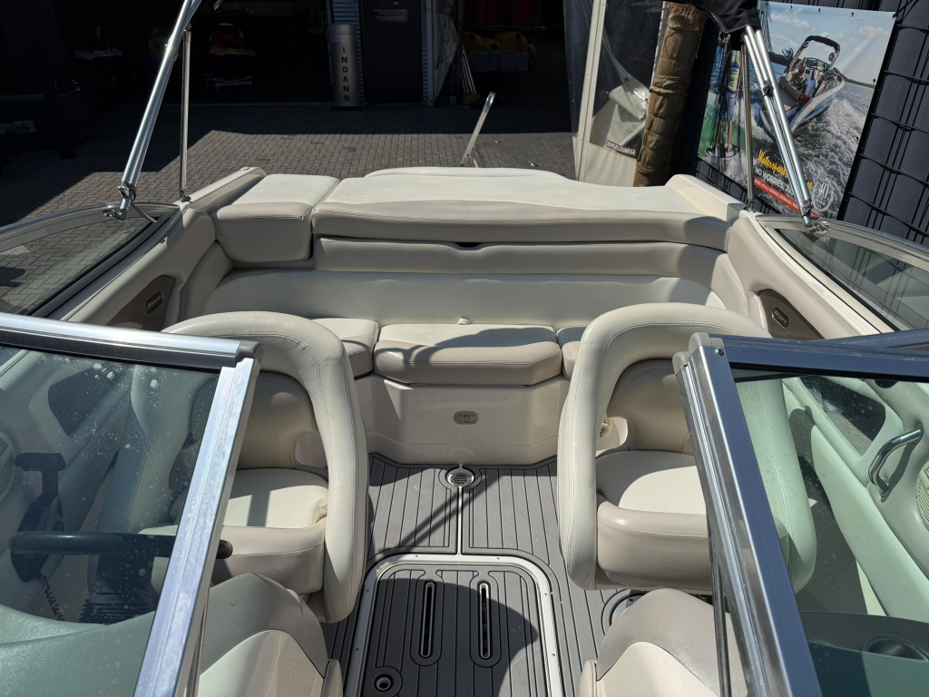 Bryant 206 Bowrider — foto 19 van 31