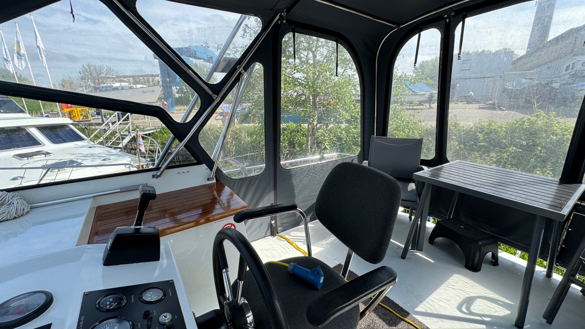 Vri-Jon Contessa 37 AK Cabrio — foto 28 van 29