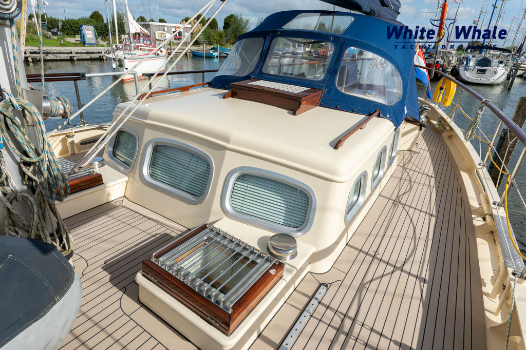 Pieter Beeldsnijder  Stagzeil schoener custom built refit — foto 22 van 87