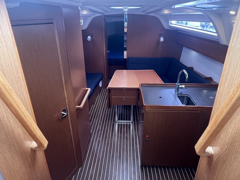 Bavaria Cruiser 37-3 — foto 2 van 49