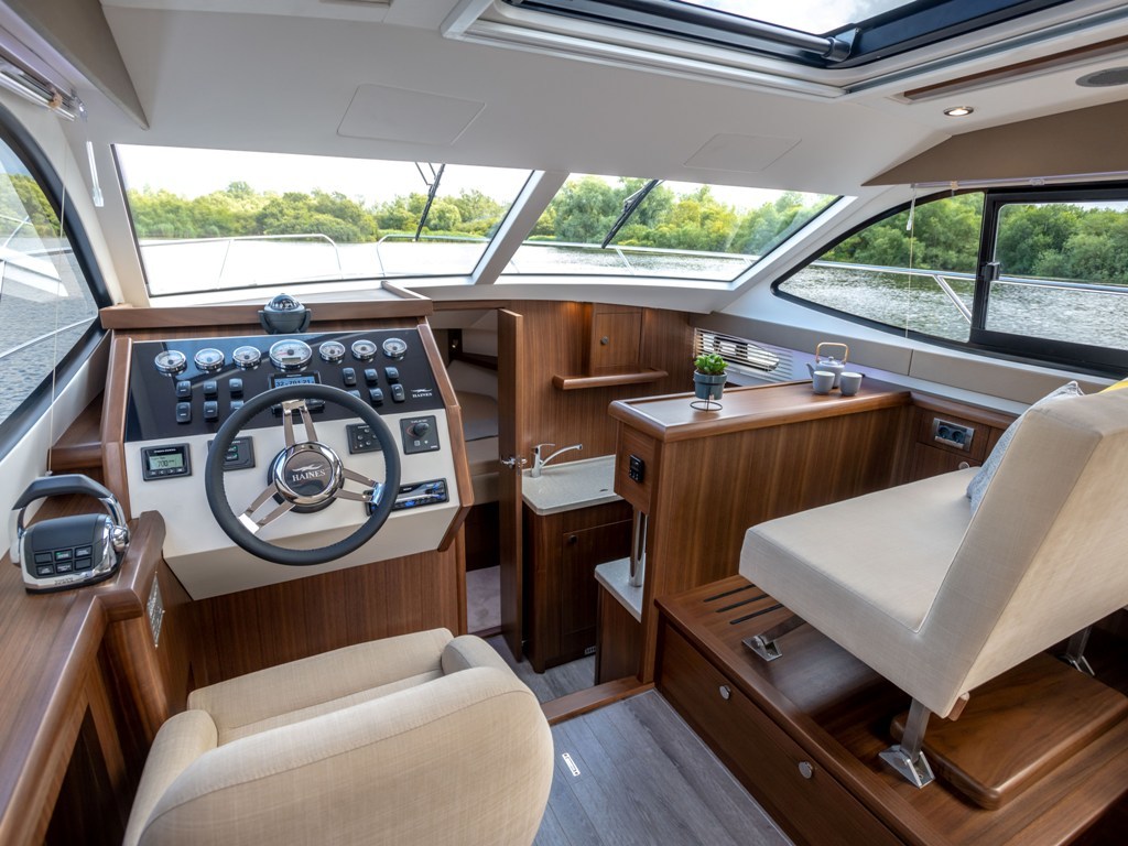 Haines 32 Offshore — foto 5 van 23