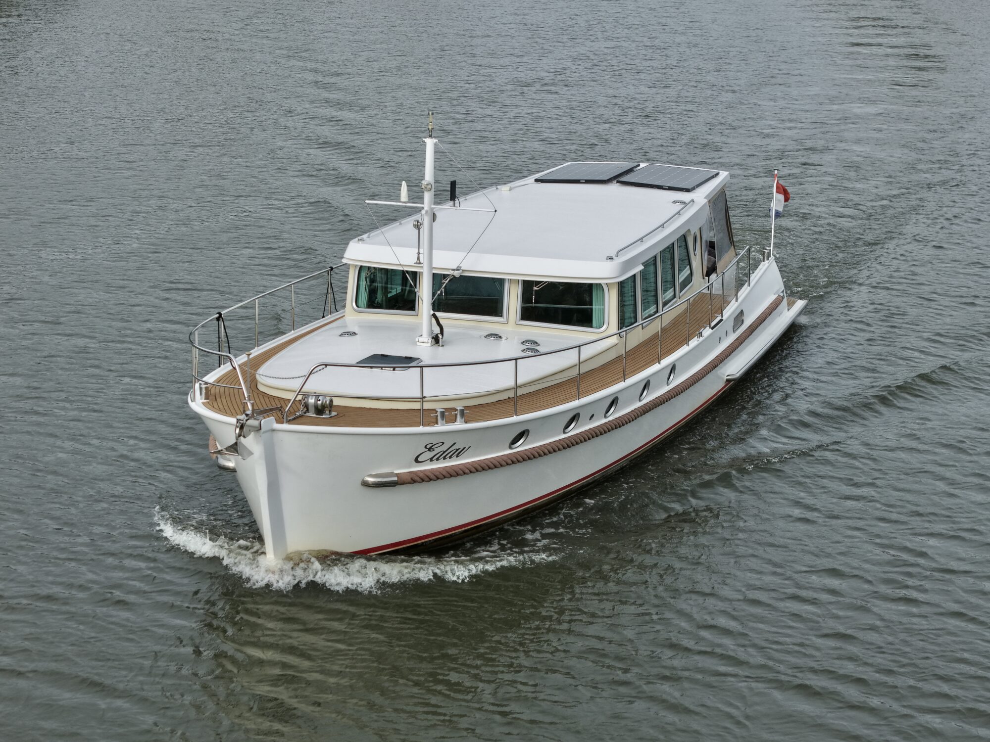 Serious Yachts Gently Low Bridge 45 Sedan — foto 5 van 74