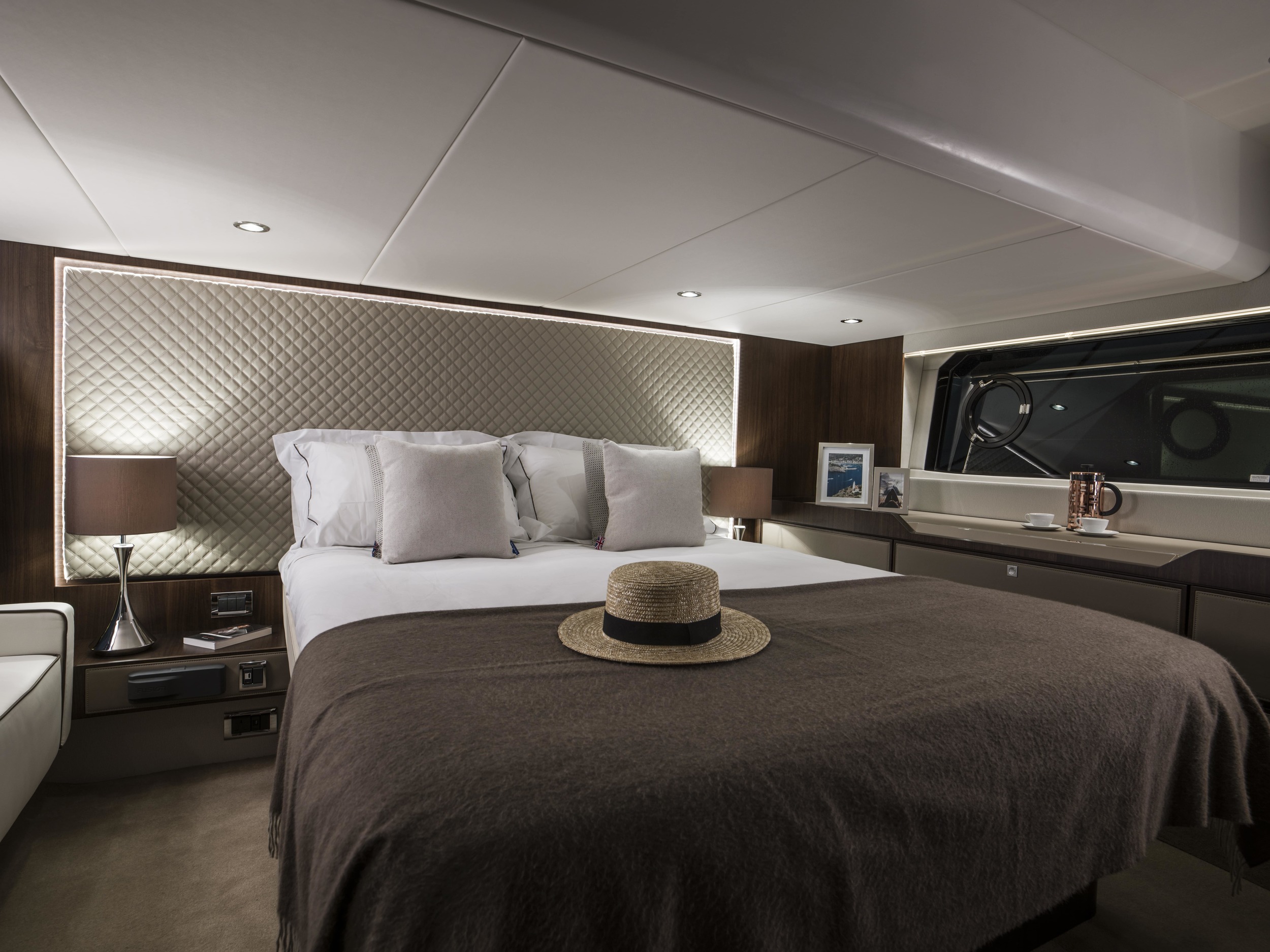 Fairline Squadron 50 — foto 12 van 52