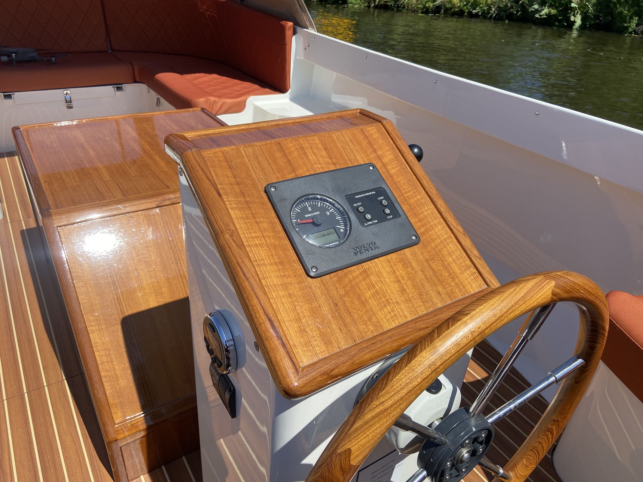 Vulture Admire 735 — foto 7 van 10