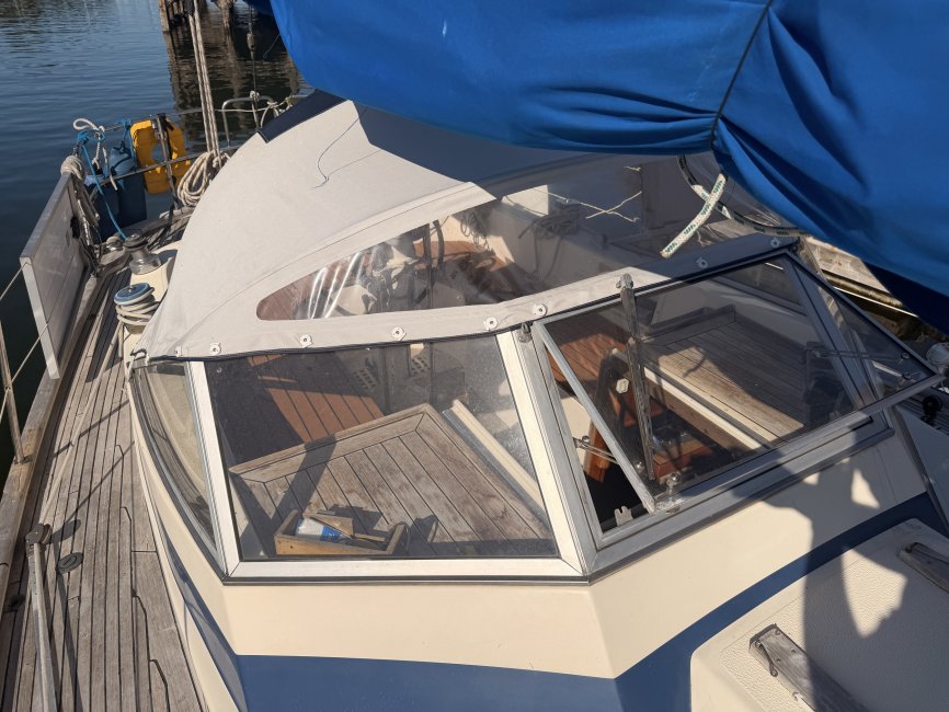 Hallberg Rassy 352 — foto 9 van 12