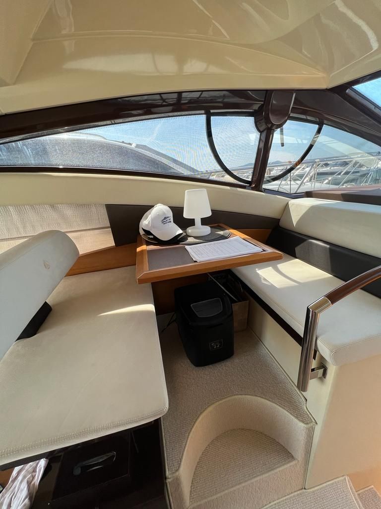 Azimut 48 Flybridge — foto 2 van 2