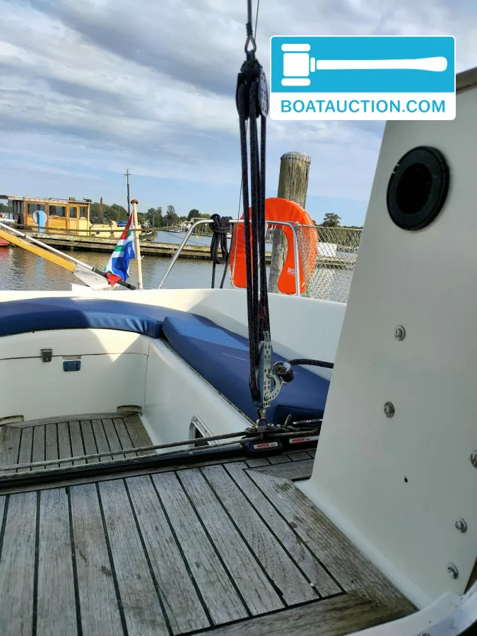 Jeanneau Fantasia 27 nu in de online veiling. — foto 8 van 33