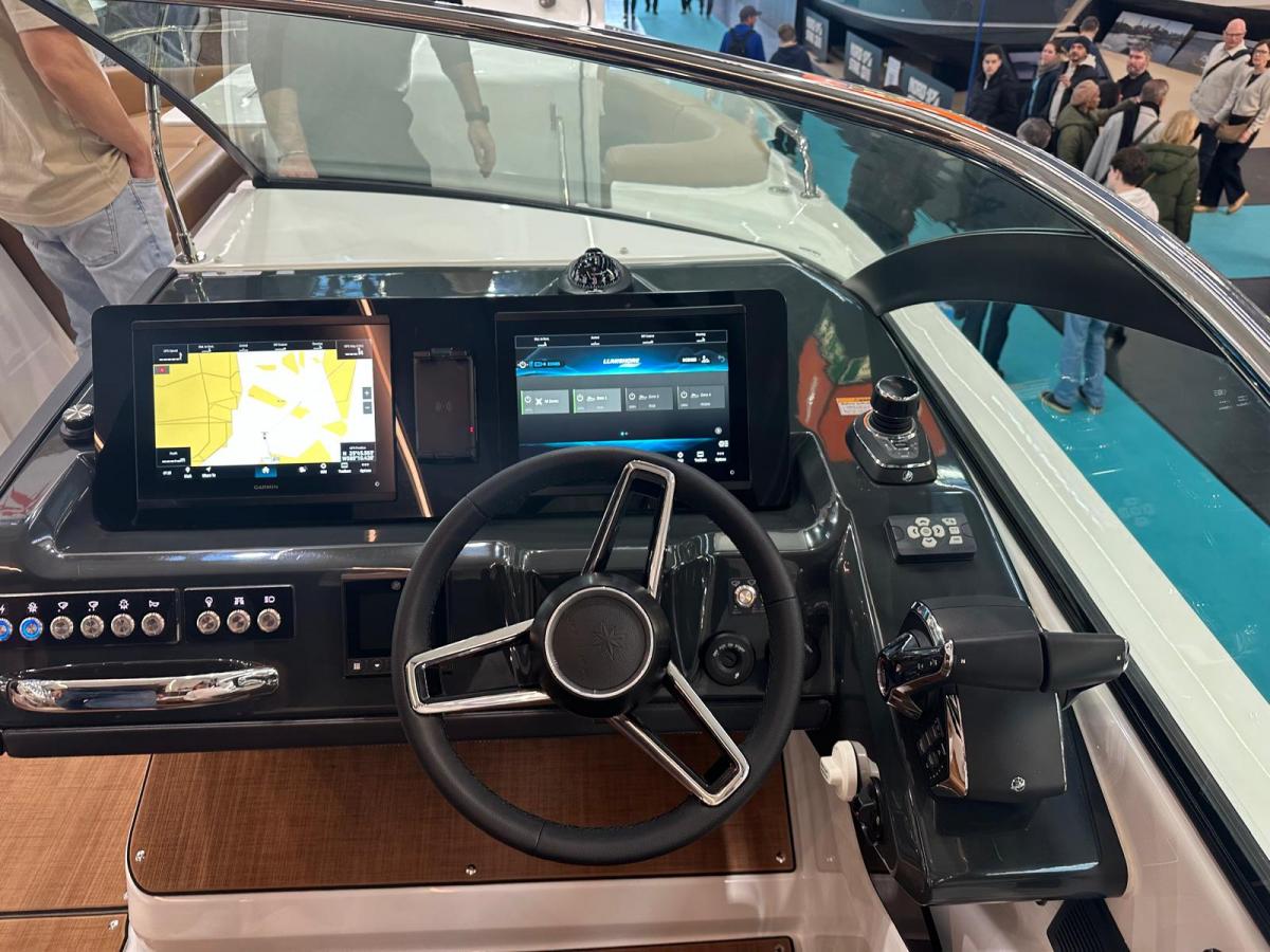 Jeanneau TH33 Twin-Hull — foto 16 van 29