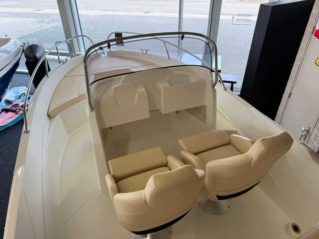AM Yacht 520 Open — foto 8 van 11