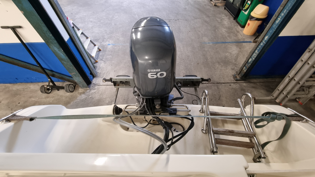 Cad 18 Open Met Yamaha F60EFI en trailer — foto 18 van 19