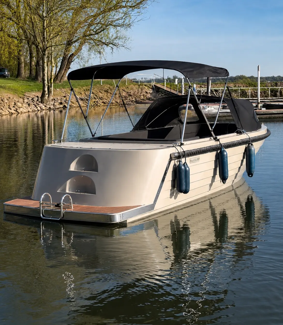 Maassloep 680 Honda 20pk nieuw vaarklaar € 32.950,- — foto 2 van 12