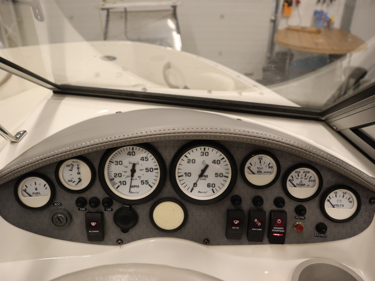 Stingray 195RX — foto 8 van 55