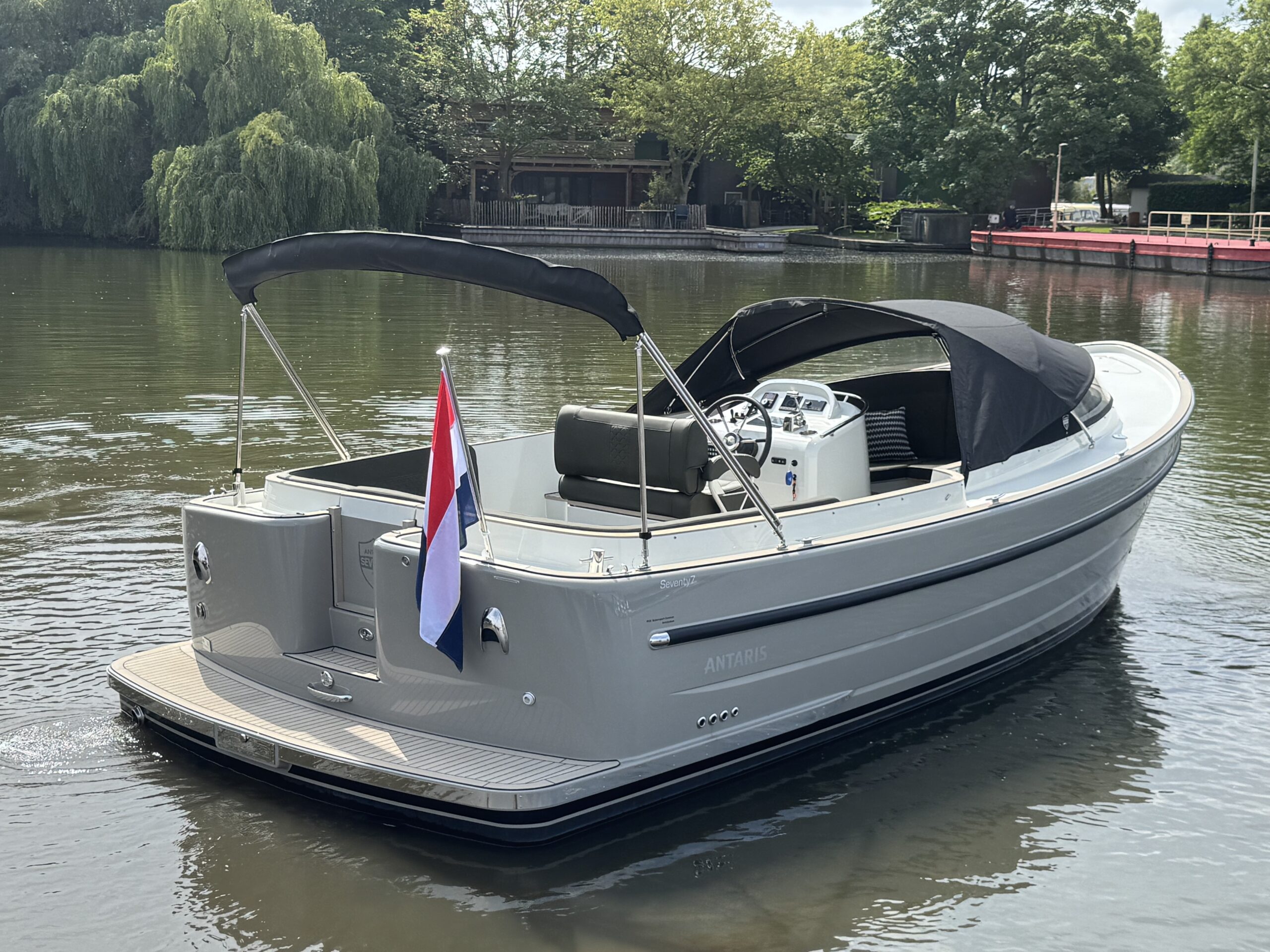 Antaris Seventy7 Sport (luxe uitvoering) — foto 18 van 44