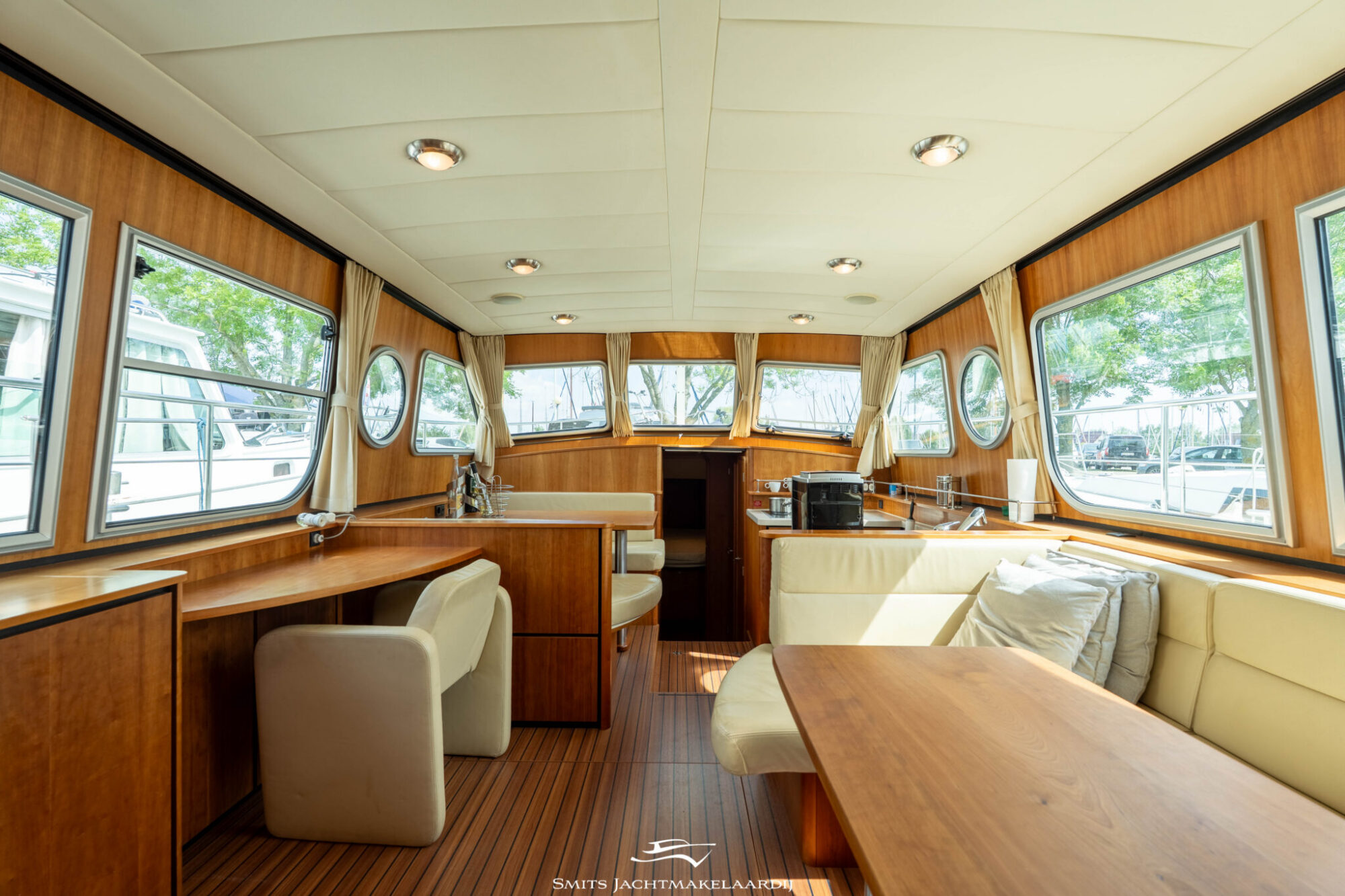 Linssen Grand Sturdy 43.9 AC — foto 2 van 106