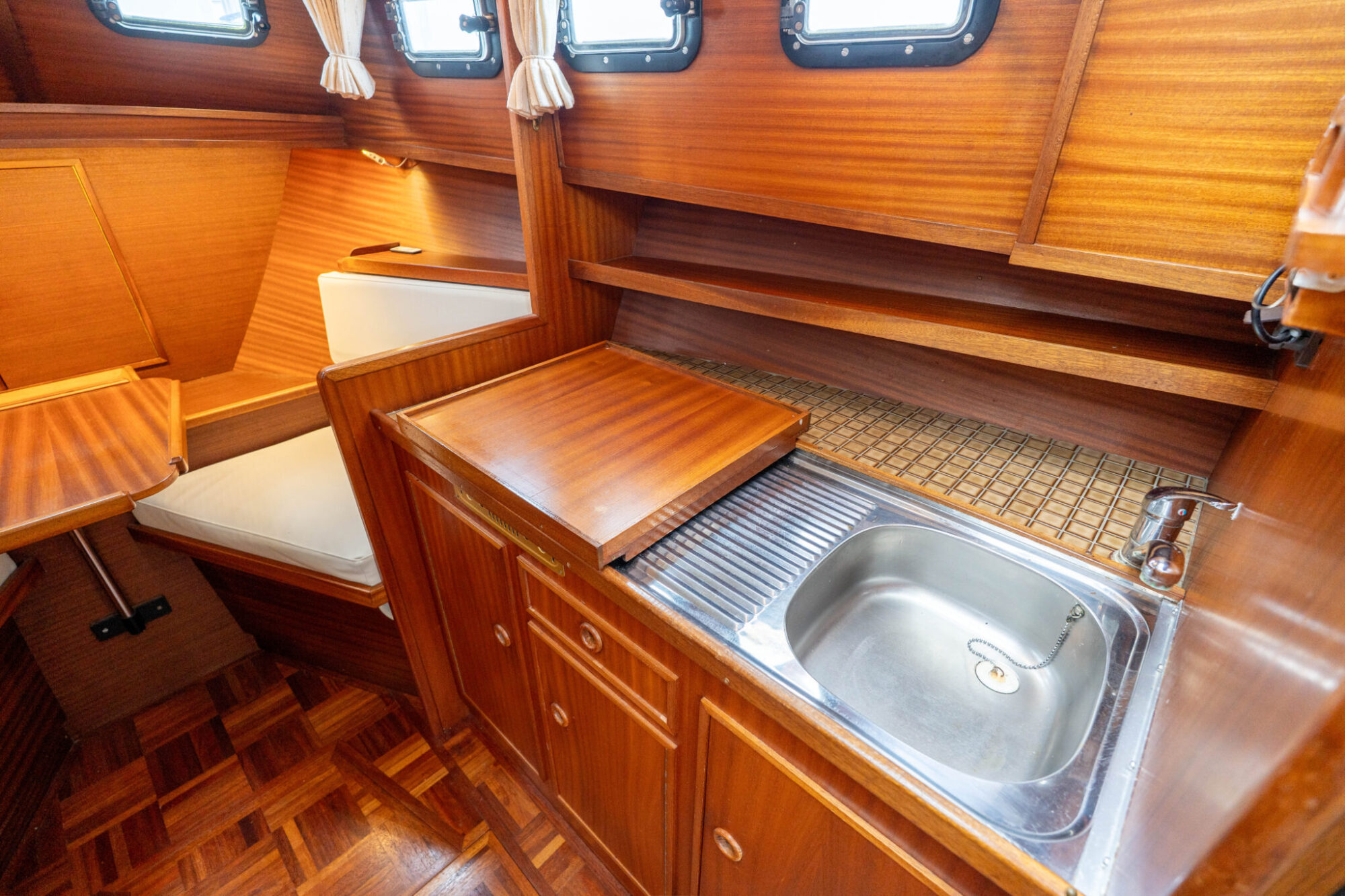 Thermo Jacht Lagune 30 AK — foto 10 van 48