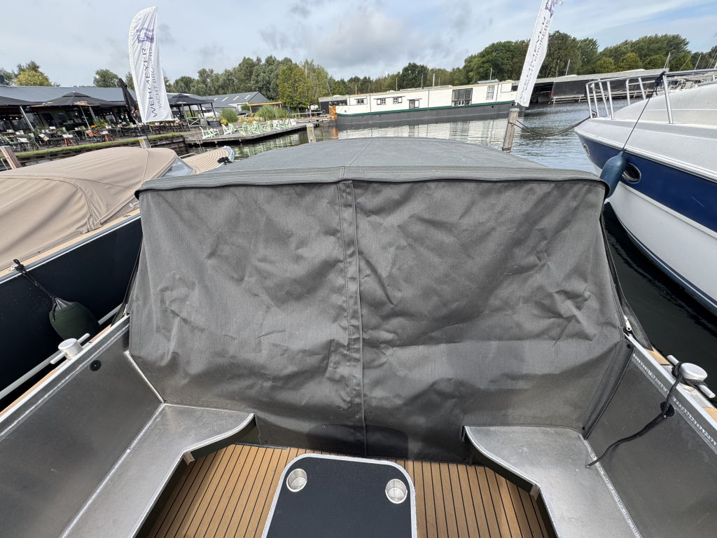 AluShip E-700 sloep — foto 24 van 32