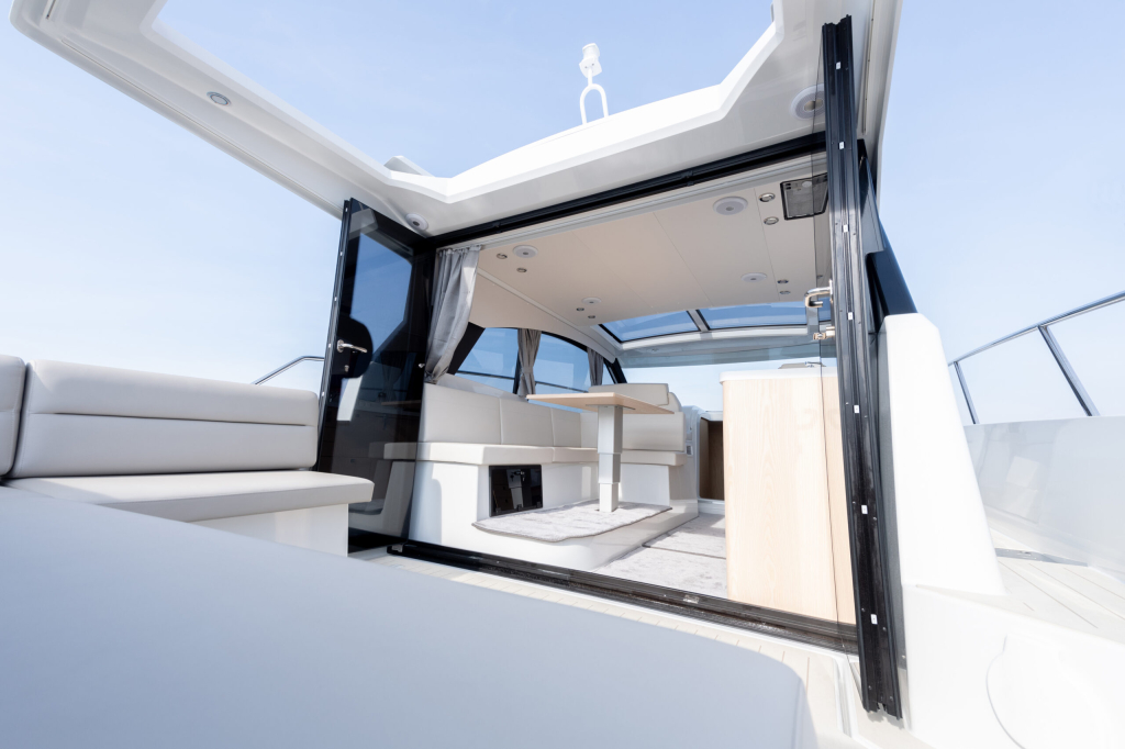 Grandezza 37 Outboard (Hybride varen mogelijk) — foto 15 van 22