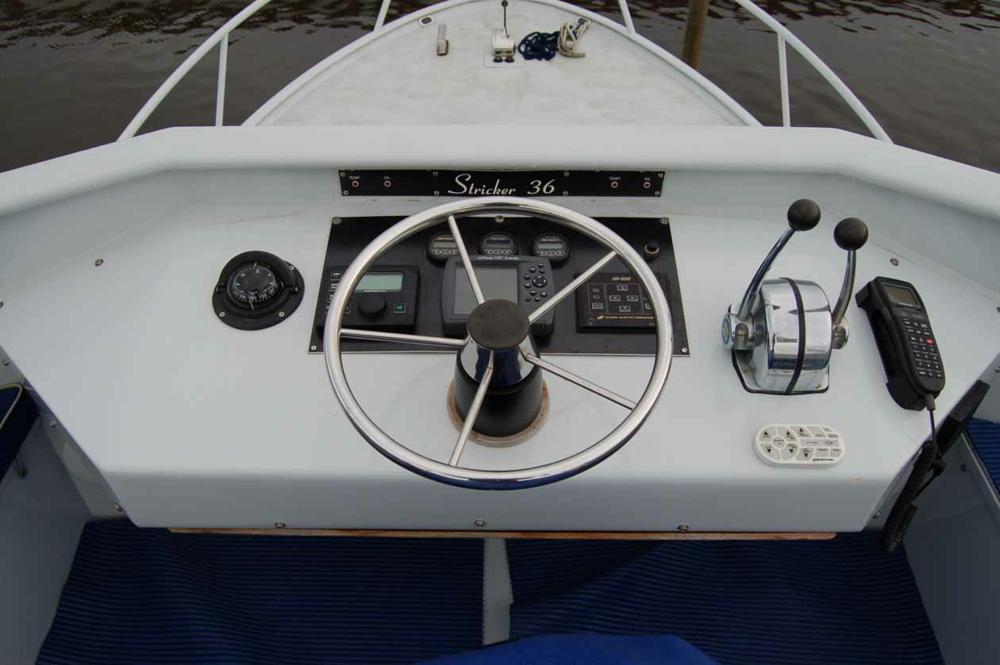 Striker Sport Fisher — foto 9 van 25