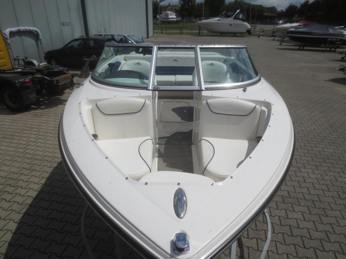 Monterey 180 FS Bowrider — foto 13 van 20