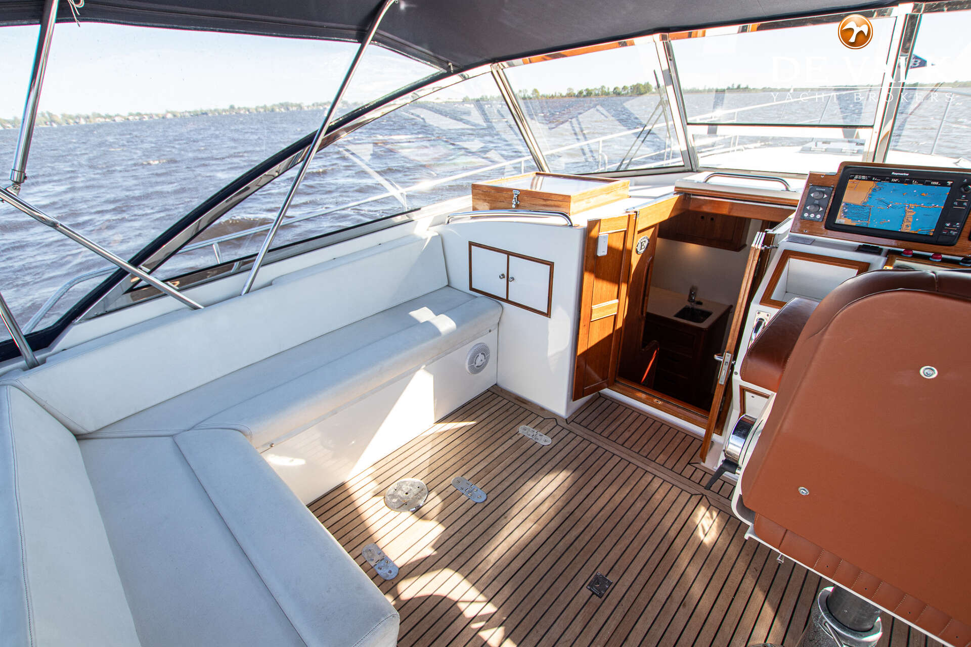 Grand Banks 38 Eastbay EX — foto 21 van 37