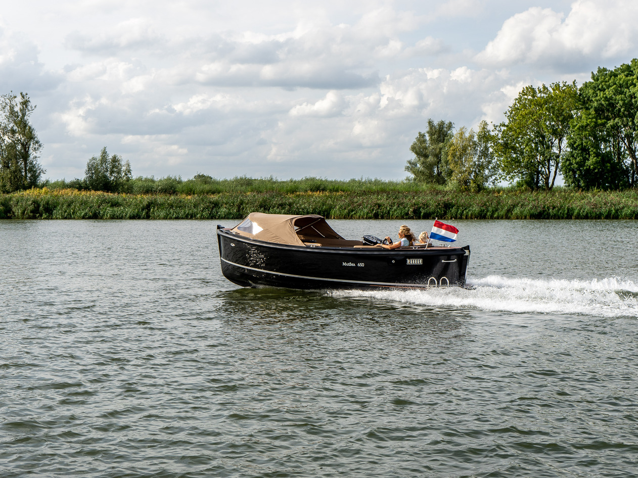 Maxima Boats 650 Flying Lounge — foto 15 van 16