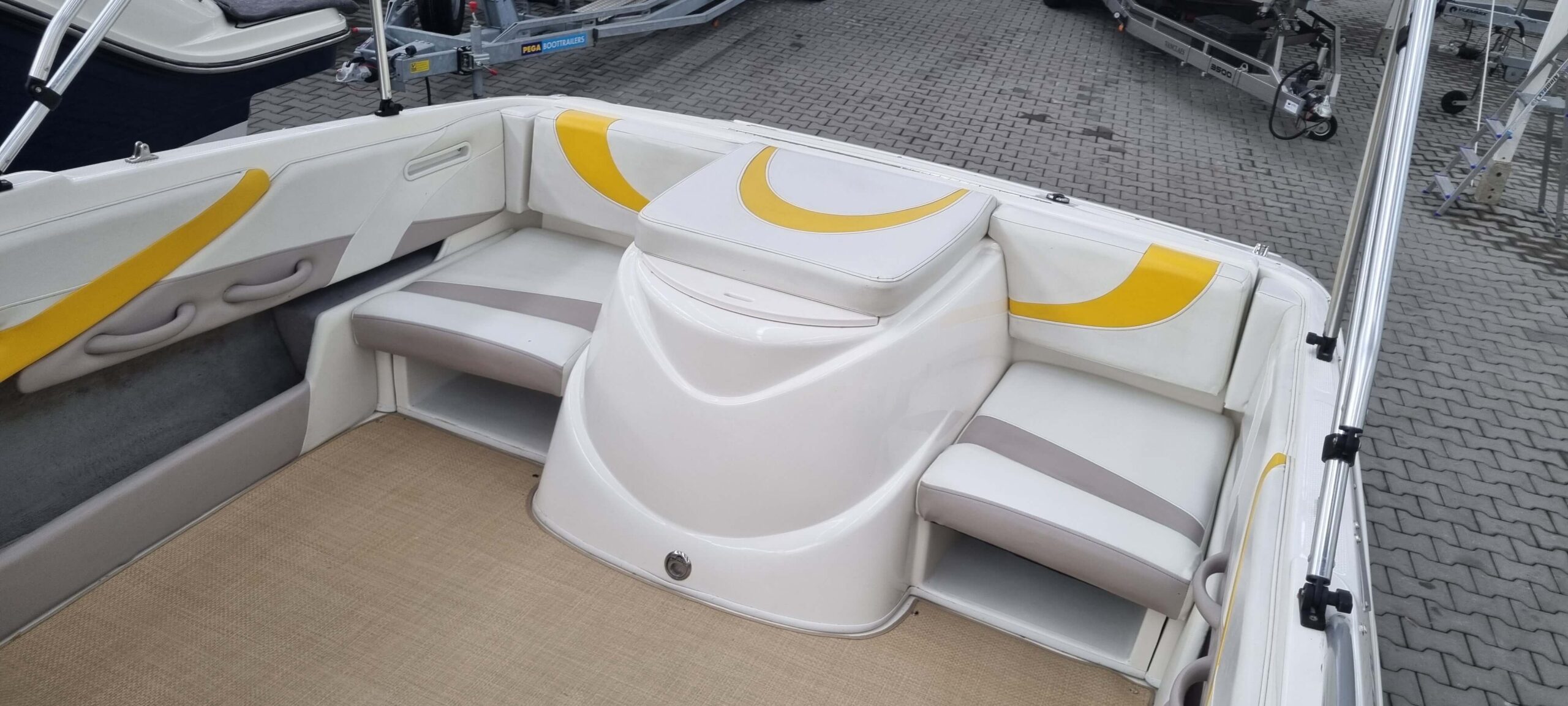 Maxum 2000 SR3 — foto 6 van 11