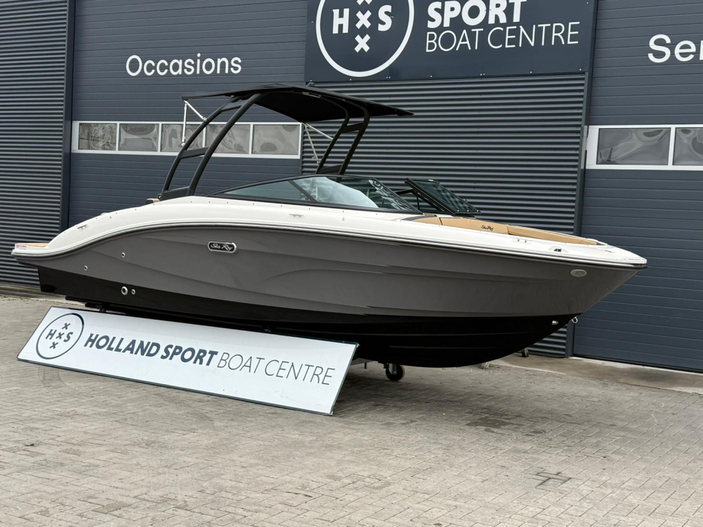 Sea Ray 210 spx — foto 6 van 38