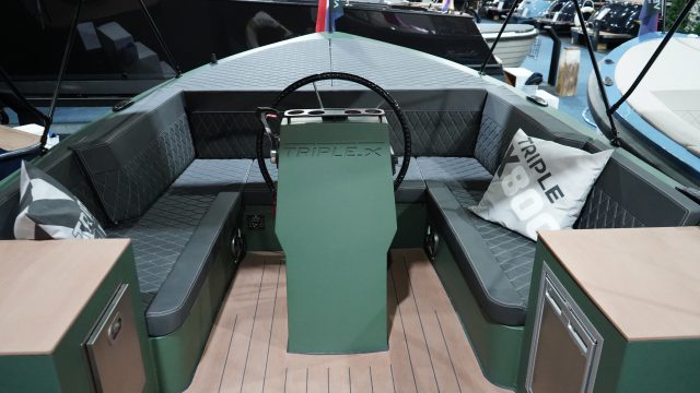 Triple X800  met 140pk Honda — foto 15 van 25