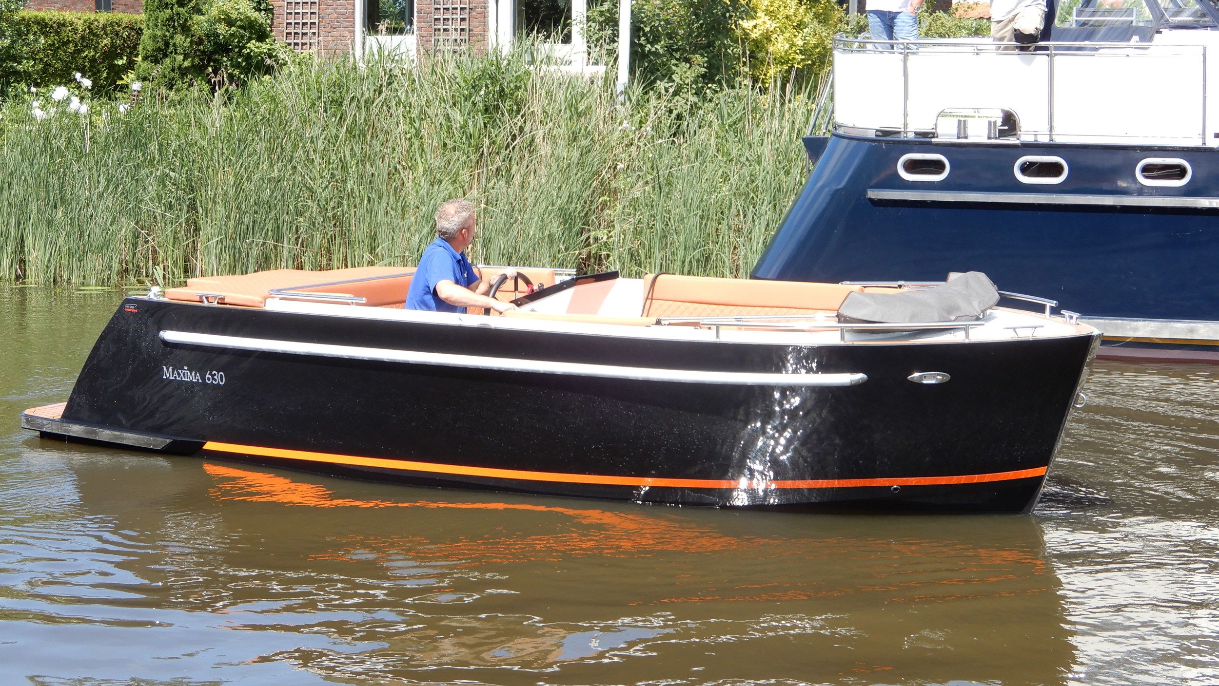 Maxima 630 tender — foto 4 van 9