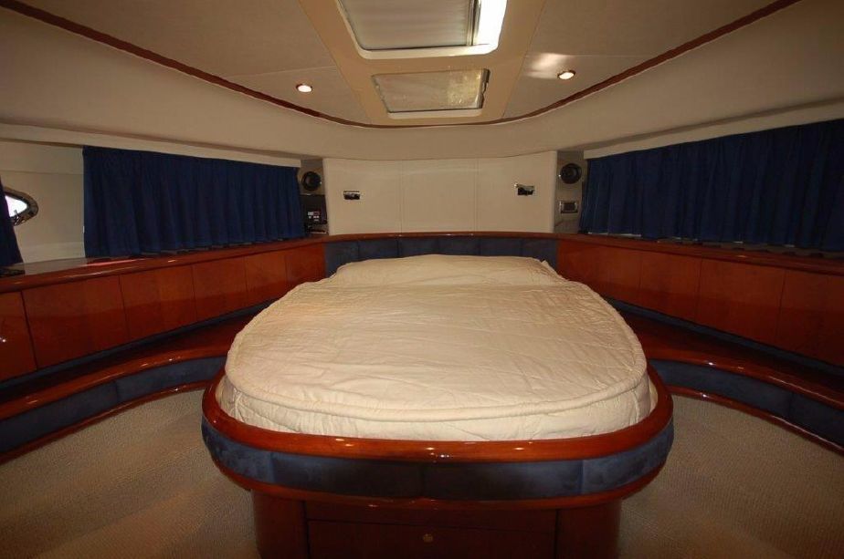 Fairline Squadron 58 — foto 2 van 2