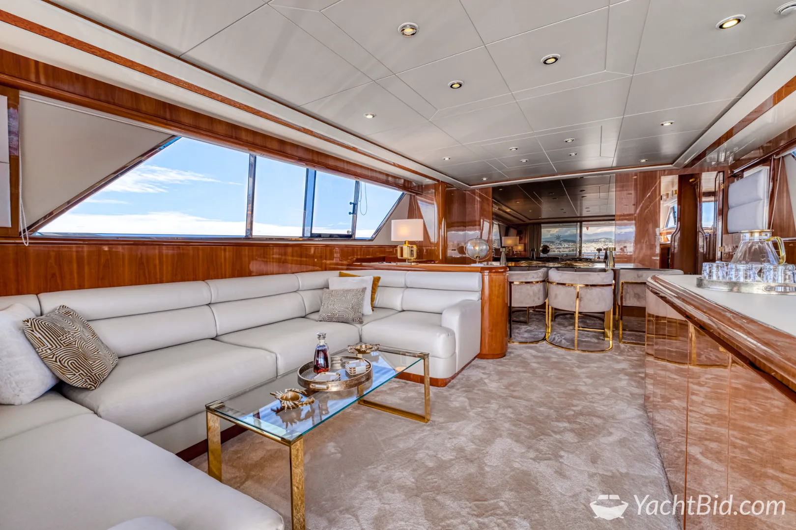 Falcon 82 — foto 2 van 12