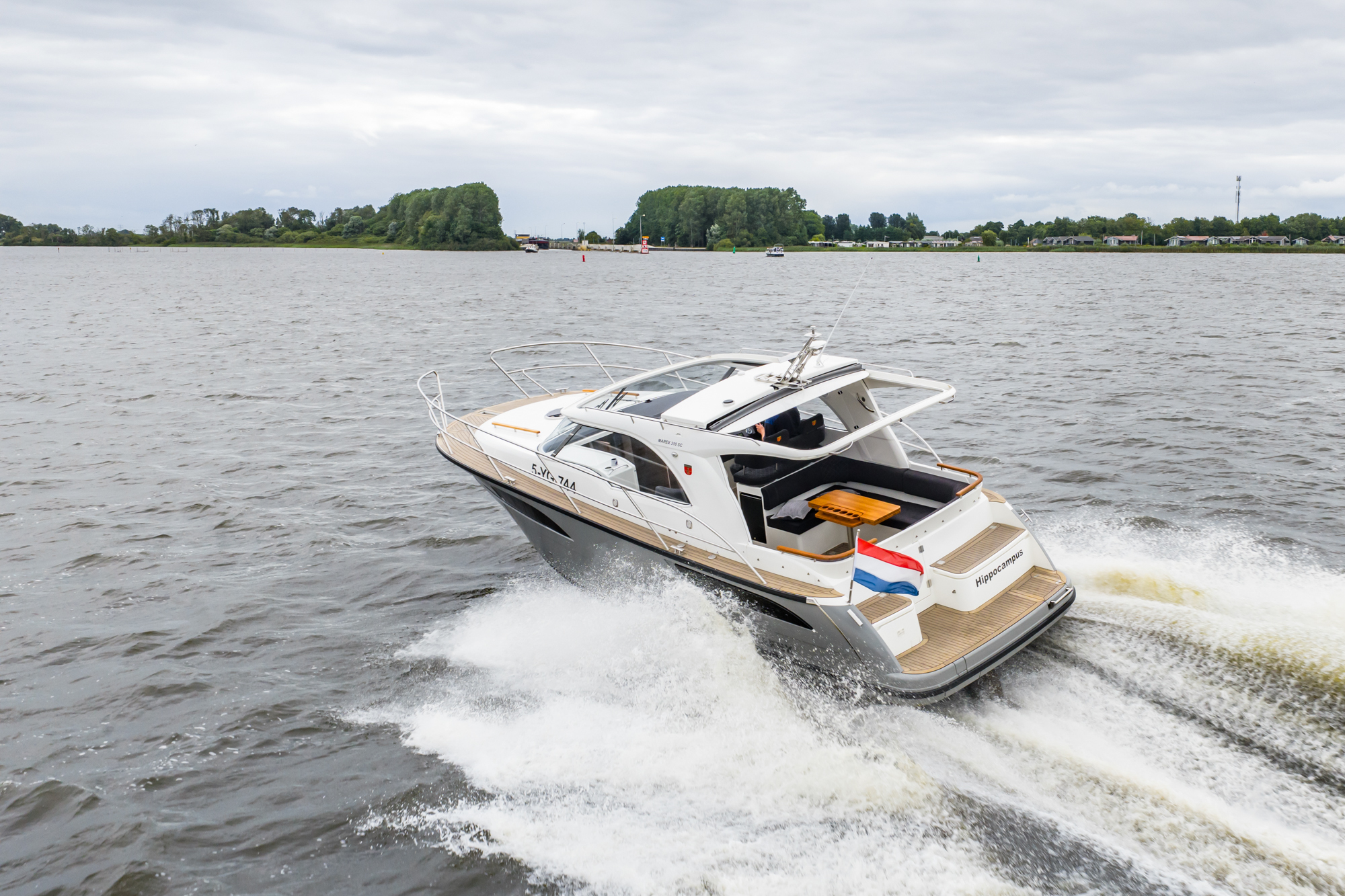 Marex 310 Sun Cruiser — foto 10 van 102