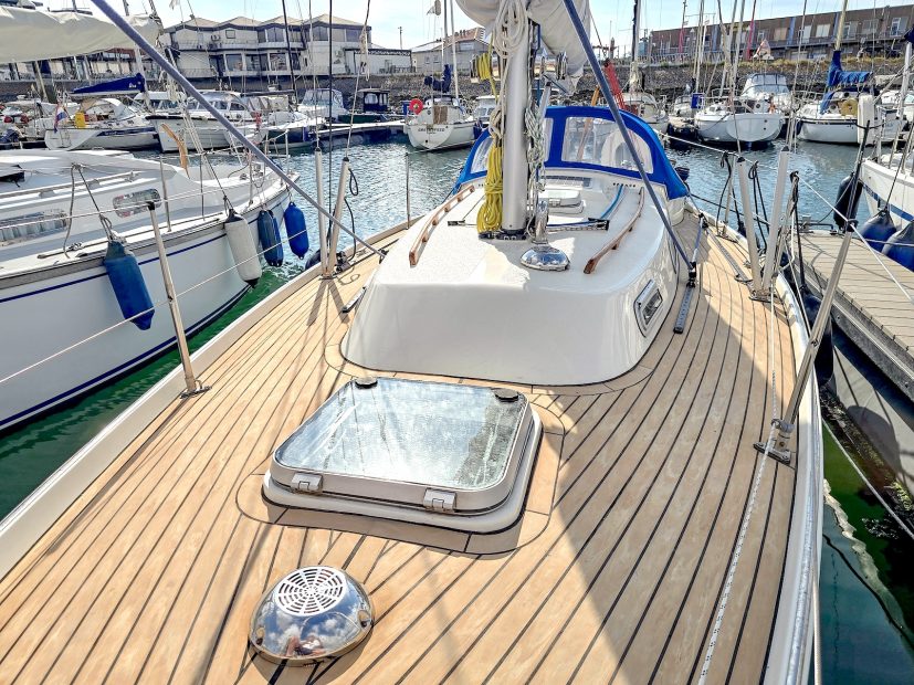 1988 Hallberg-Rassy 29 for sale — foto 12 van 12