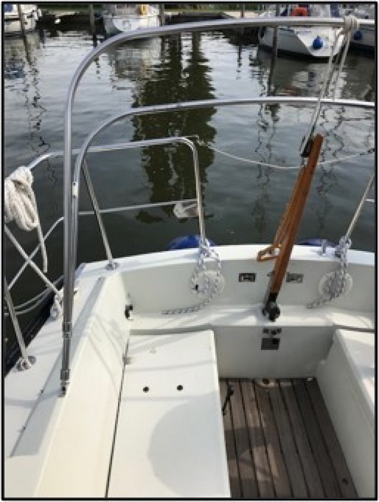 Dufour - Sailing Yacht - GRP (Polyester) - 1979 - € 19.500 — foto 4 van 11
