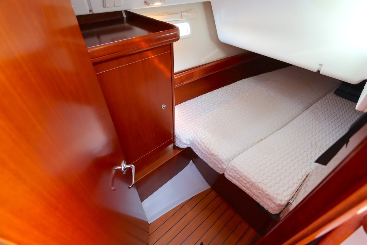 BENETEAU OCEANIS CLIPPER 373 — foto 17 van 48