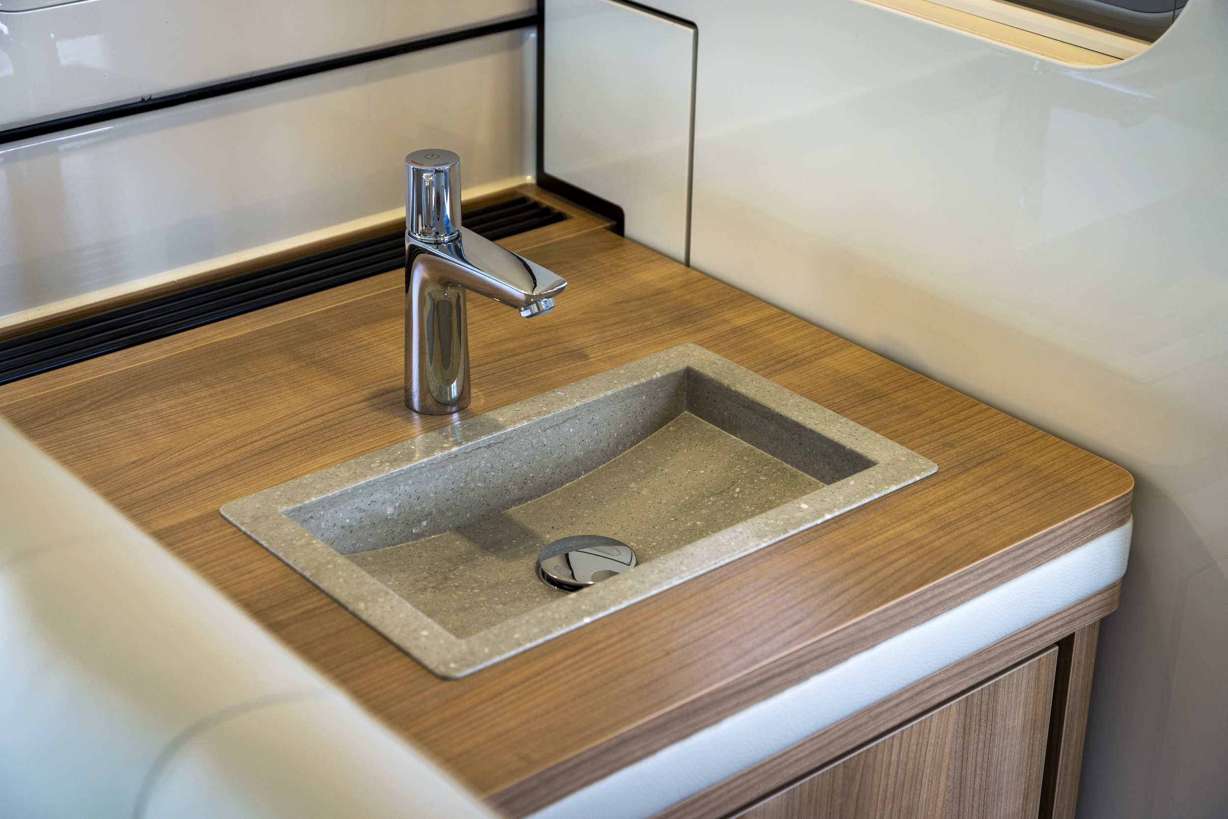 Linssen Grand Sturdy 550 AC Variotop — foto 16 van 48