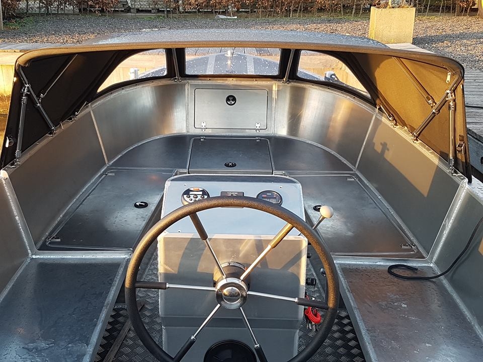 Van Vossen VanVossen Tender 650 (sport) — foto 6 van 15
