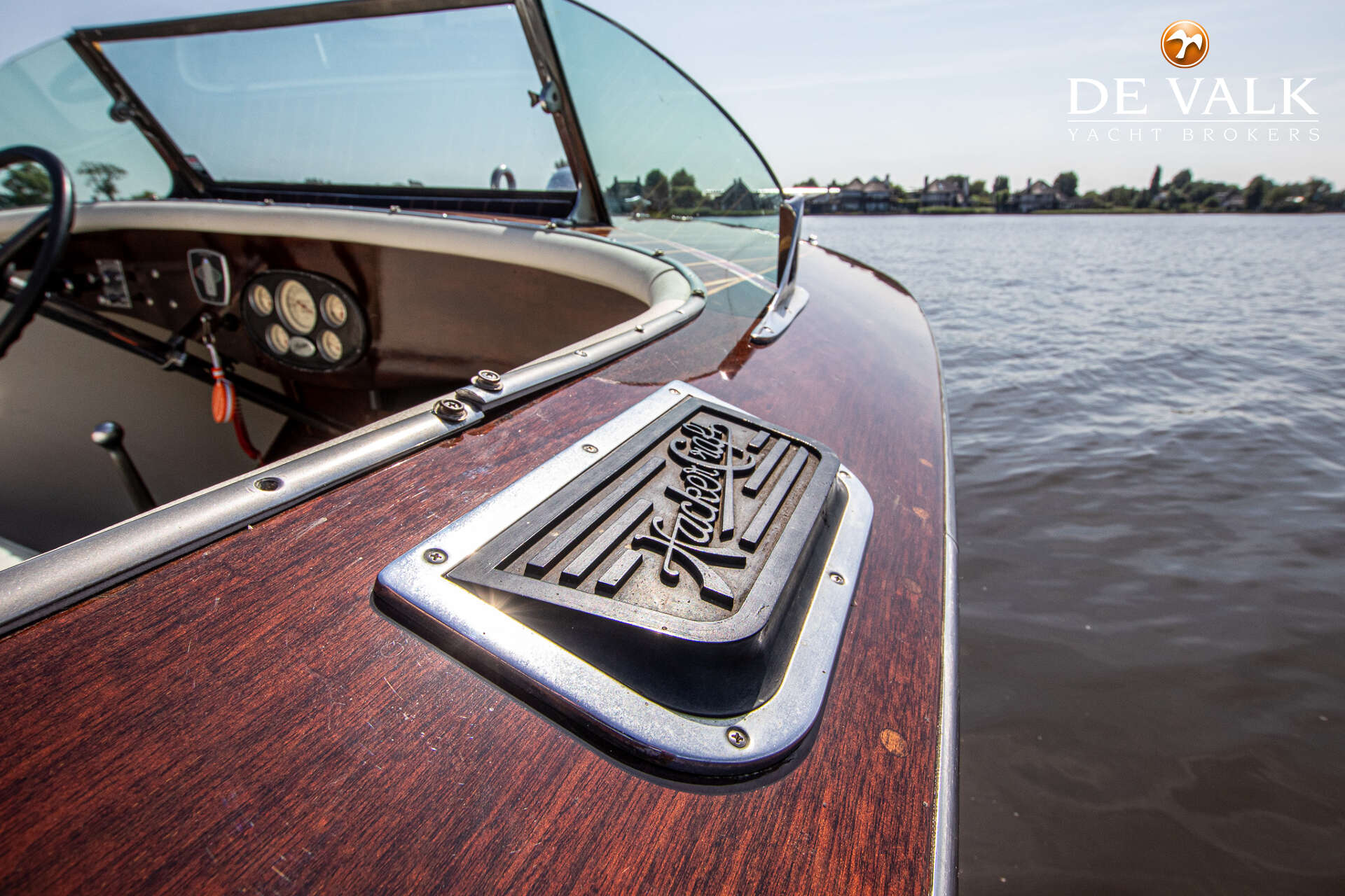 Hacker-Craft Triple Cockpit Runabout — foto 24 van 33